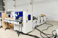 Máquina de plegado de papel de servilletas de alta velocidad 1000-1200 hojas/min Con transferencia automática