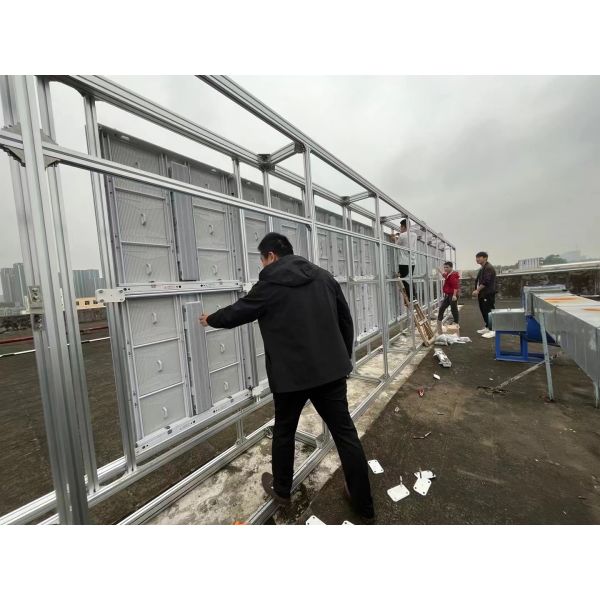 IP66 P8 Outdoor Waterproof LED Screen 3D Naked Eye for Advertising