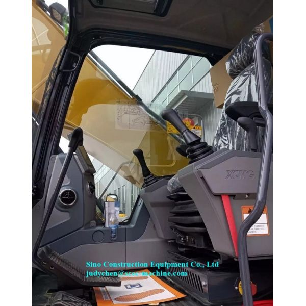 Прочная гидравлическая машина строительства дорог экскаватора СЭ270ДК Кравлер 27 тонн