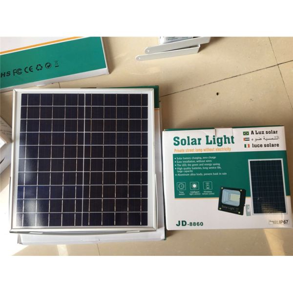 солнечный приведенный в действие свет потока СИД 200В, солнечные на открытом воздухе света потока 2 лет гарантии