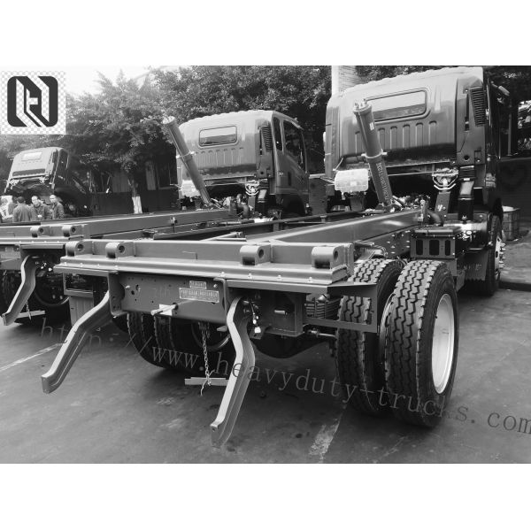 25T 336hp 371hp HOWO Dump Truck 6 X 4 10 Wheel Red Color Steering ZF8118