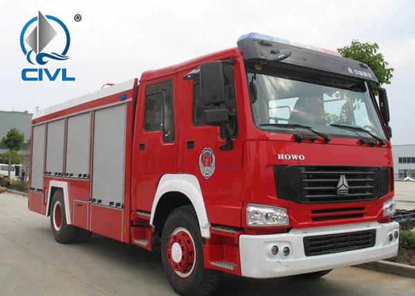 12m3 Fire Fighting Truck , Fire Engine Truck Red And White Color