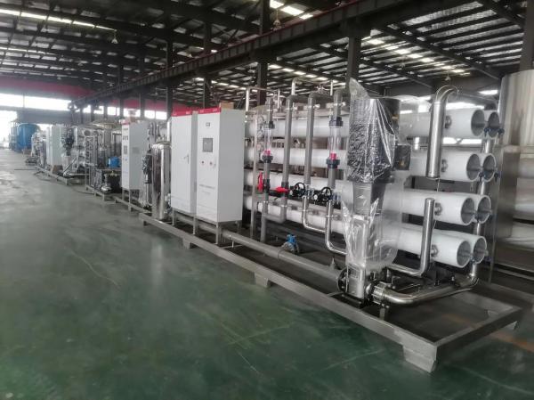 Equipo de purificación de agua RO personalizado Bomba de alta presión 110V-380V