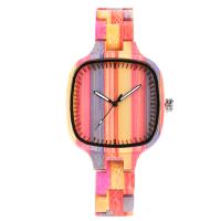 Montre en bois de quartz de mouvement du Japon de cas carré avec le verre minéral dur