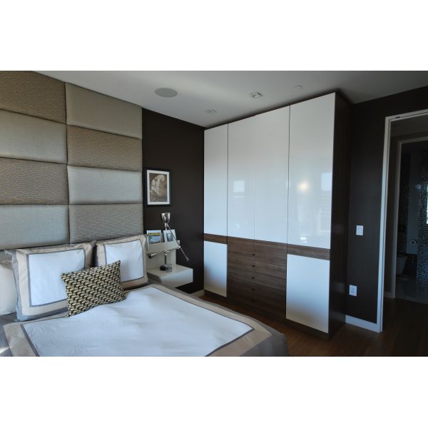 High End Hot Sale Master Wardrobe Custom Modern Design Wooden Wardrobe Cabinet for Bedroom