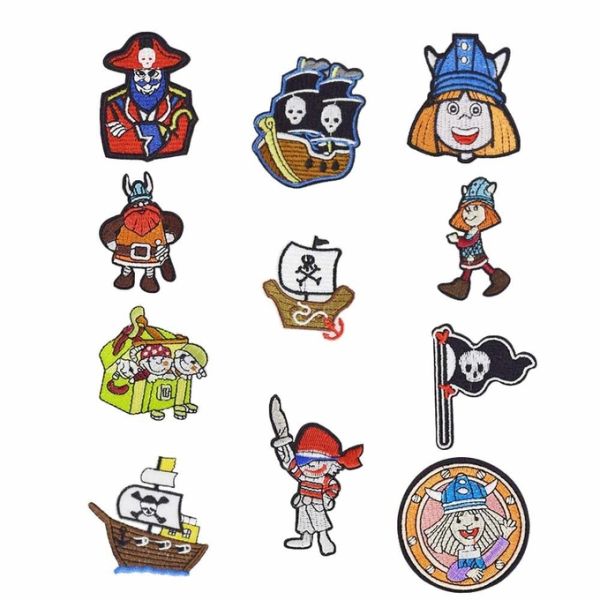 Cute Logo Clothing Embroidered Patches Felt Chainstitch For Garments Bedding