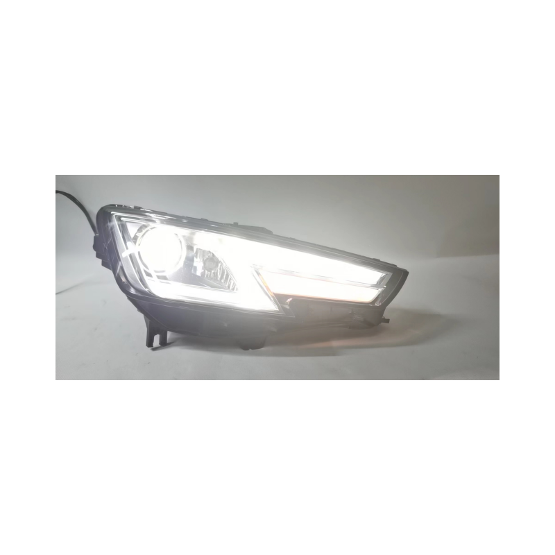 Manufacturer Supply Factory Original Auto Lighting System Suitable  for Audi A4LB9 2016-2019 Front Xenon Headlights Assembly