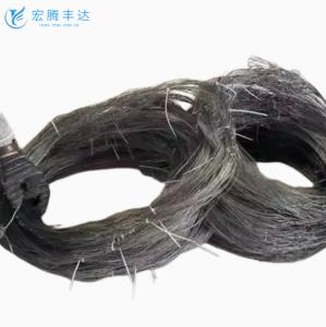 5689 Barbed wire used as an obstacle Tank tracks wrapped in barbed wire Tank