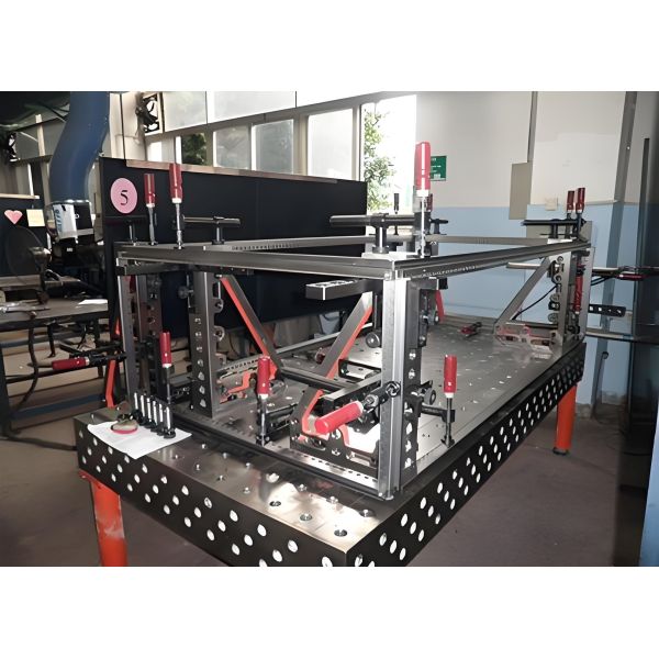 D28 3D Welding Table with Plasma Nitrified Perforated Plate