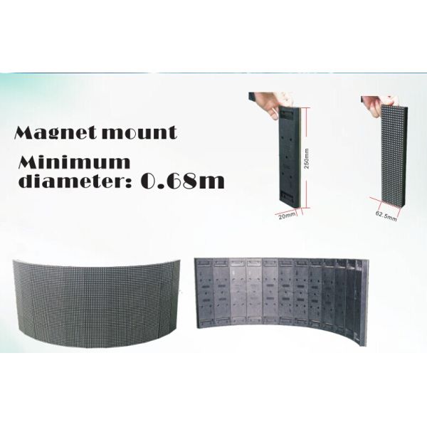 24 V Curved LED Screen Outdoor Video Wall Displays 5000 Nits Low Attenuation