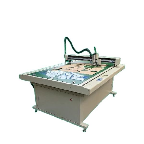 1900*1455*800mm CAD Garment Template Cutting Machine with Automatic Cutting Table 420KG