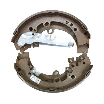 04495-52040 04495-0D060 Remplacement de chaussures de freinage pour véhicule pour Toyota Vigo