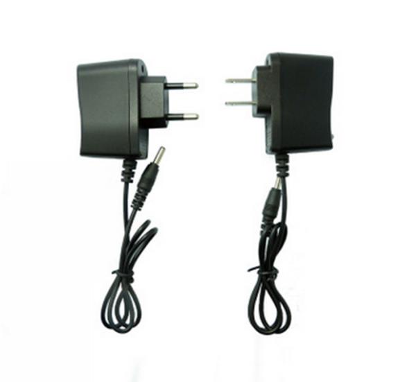 Compact 3.7 V Lithium Ion Battery Charger , Cree Headlamp Charger 12 Months Warranty