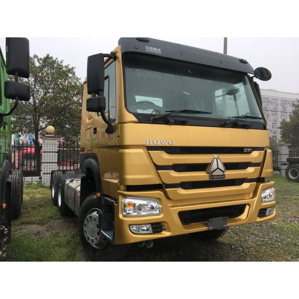 SINOTRUCK cheap HOWO 371 tractor trucks tracteur camions 6*4  low price