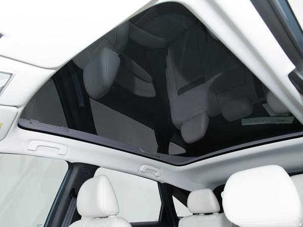 Nivel SUV compacto 2024 Venucia VX6 Vehículo energético con autonomía de 450 km y 5 asientos Tipo de batería Litio hierro fosfato 2025