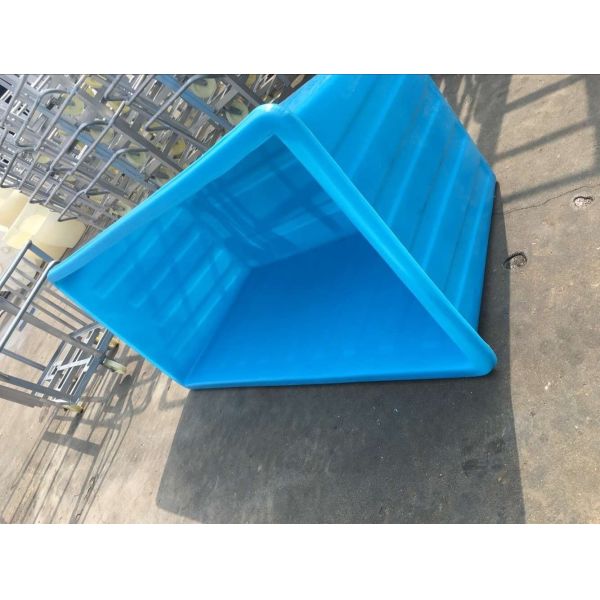 Тяжелая тележка коробки влажных или сухих нагрузок поли, мобильная промышленная вагонетка прачечной на колесах