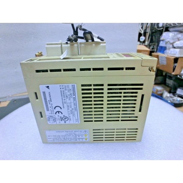 SGDP-04APA Yaskawa single phase input three phase output servopack