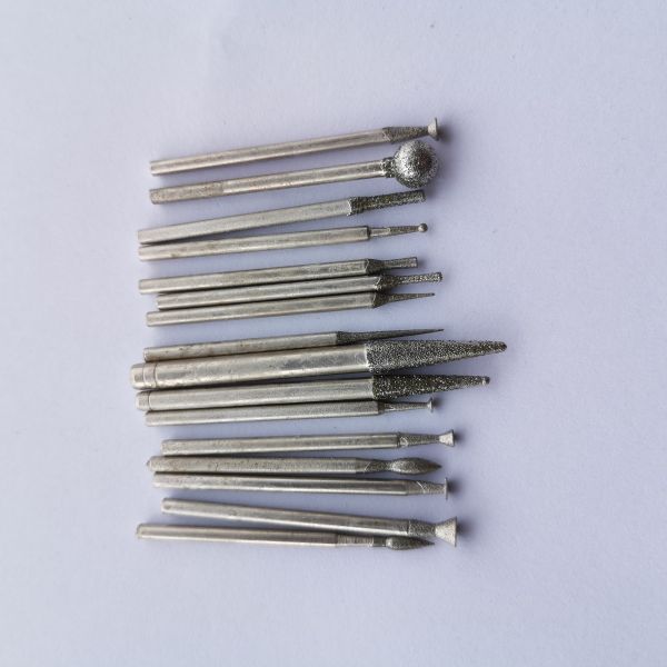 Меля голова, меля штанга, меля игла Голова диаманта меля умирает надежный нефрит высекая металл польское сверло картавит меля голову