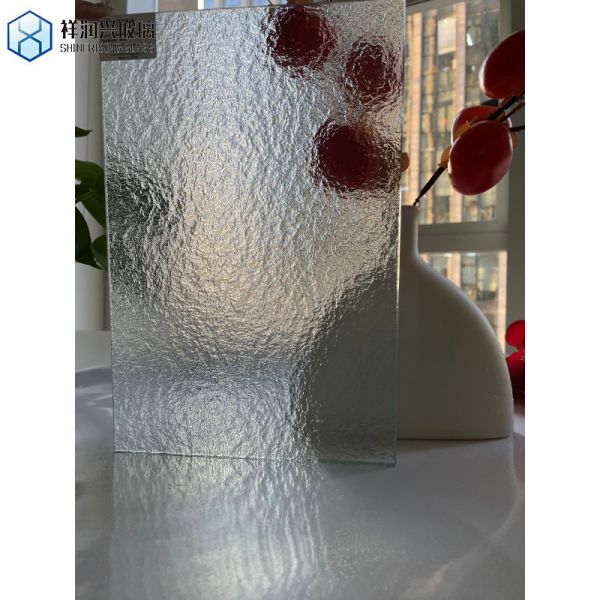 Ultra Clear Tinted Stream Pattern Glass Textured Cabinet and Door Glass Pane Design