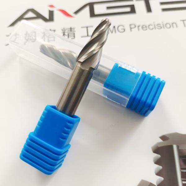 Détecteurs rotatifs de précision pour l'élimination rapide et propre des métaux