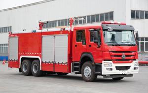 L'eau de Sinotruk HOWO/camion de pompiers spécial de mousse/poudre avec la