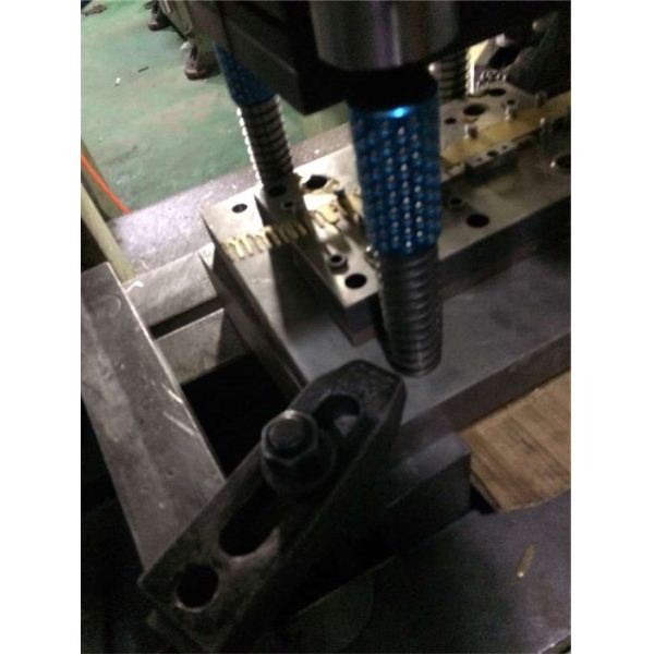 Cable Connectors Progressive Metal Stamping , Sheet Metal Die Components Brass