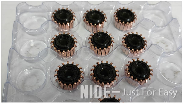 Armature hook commutator collector.jpg Hook Armature And Commutator For Household Appliances Collector