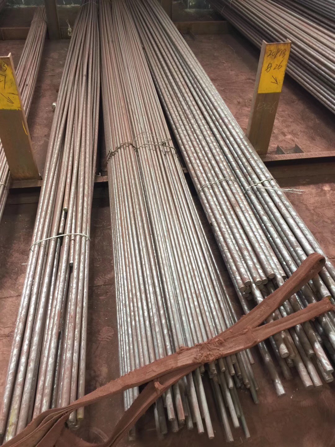 Чернота круглой Адвокатуры нержавеющей стали ДЖИС СУС420ДЖ1 горячекатаная обожженная