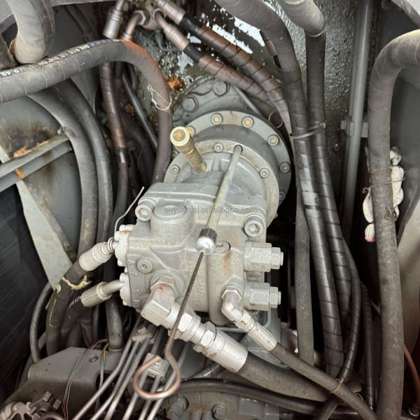 Excaver 12 tonnes de durabilité hydraulique à roues Hitachi 120 de l'excavateur d'occasion, avec un prix bas et de bonnes performances d'excavation