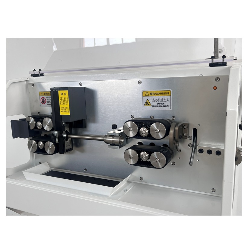 Factory Direct Fully Automatic Multi-function Cable Strip Machine HQ 800W Cable Max 95mm² Wire Stripping 12 Wheels Driving