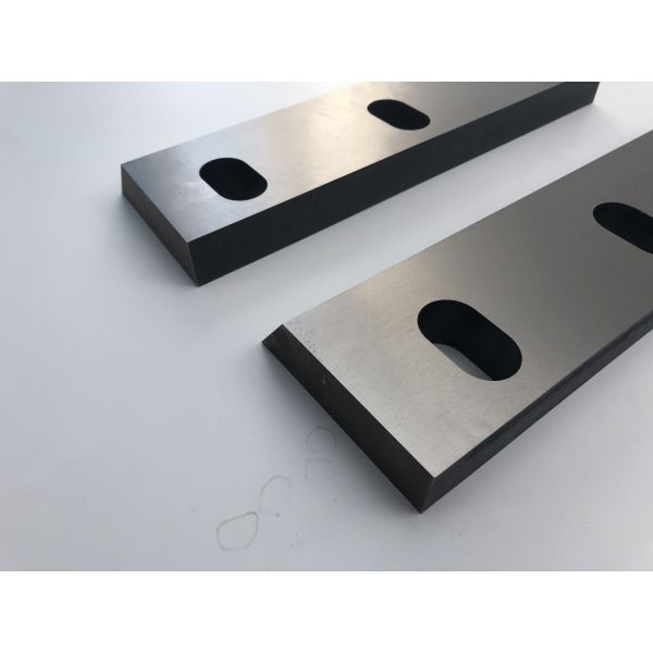 China DC53 Material Plastic Crusher Blade Wear Resistant