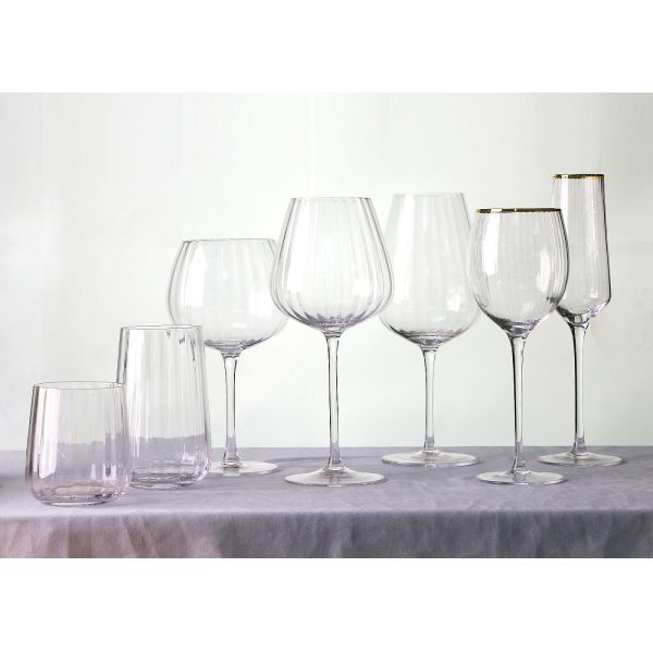Food Grade Lead Free Vertical Stripes Crystal Wine Glasses 590ml Red Wine Glass Cup