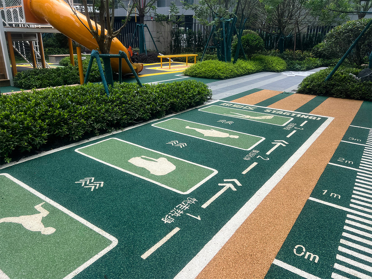 Green EPDM Rubber Granules 1-3mm for Playground | Durable