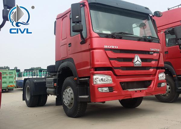 SINOTRUCK Terminal Tractor For Port  With 5th Wheel Lifted Right Left Driving 4x2 266hp loading 50t-90t