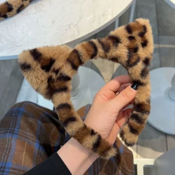 Retro Plush Leopard Print Headband