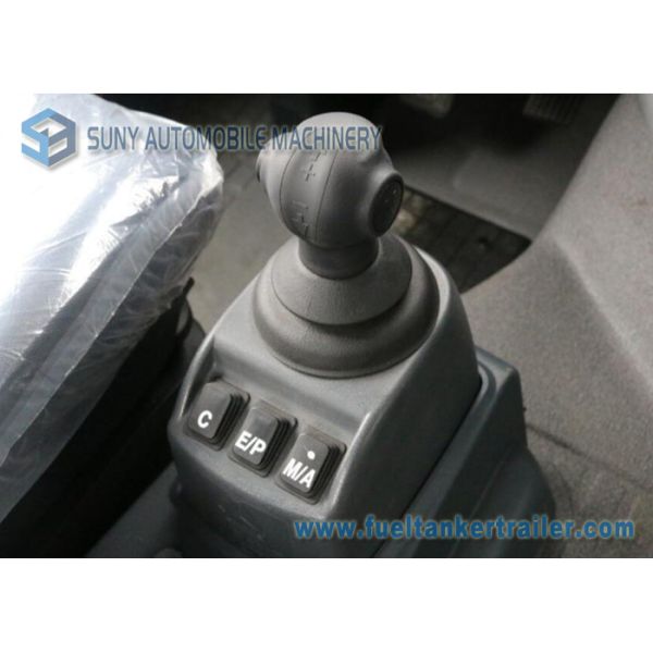 420 HP Sinotruk HOWO A7 Tractor Truck Heavy Prime Mover AMT Gearbox Diesel Fuel Type