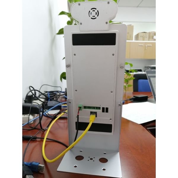 Industrial-grade Binocular Wide Dynamic Camera Face Recognition Device Android 8 Inch Aluminum Display