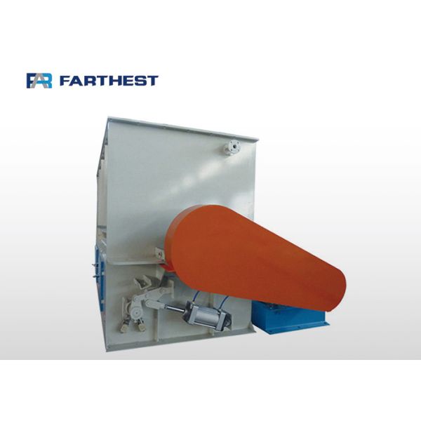 Double Screw Farthest Motorized 5.5kw Cattle Feed Mixture Machine