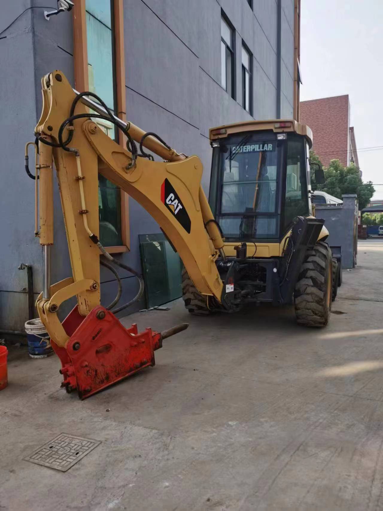 Использованный буровой погрузчик CAT420F 2019 рабочая масса 7ТОН CAT 420F Использованная модель