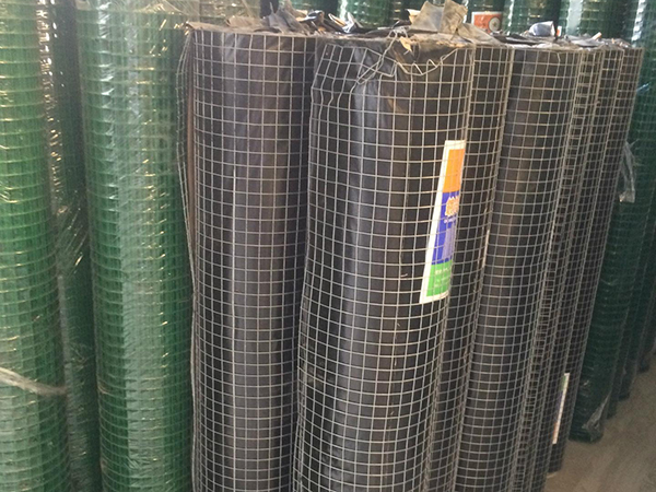 BWG12 5-50m Length Corrosion Resistant PVC Welded Wire Mesh for Rabbit Cages and Chicken Coops