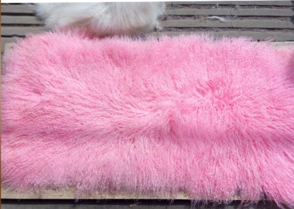 As lãs reais 60*120cm da pele de carneiro do tapete 100% da pele de carneiro do Mongolian tingiram amostras grátis cor-de-rosa da cor