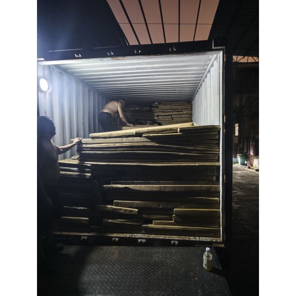 Wood And Glass Steel And Glass Handrail Perfect For Pastoral And Simplicity Design Styles