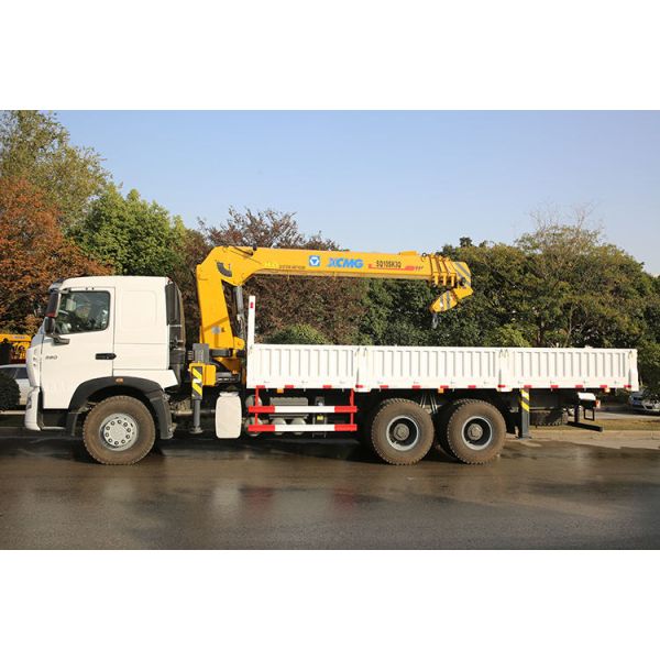 10 Ton Telescopic Boom Truck Mounted Crane and with Outrigger Span of 2280-5580mm