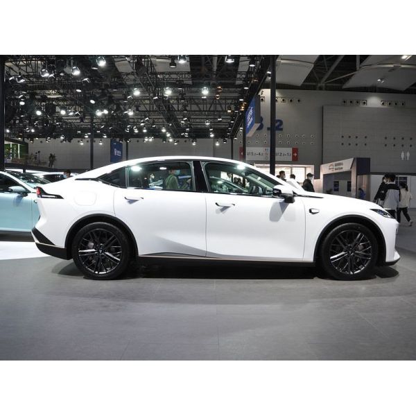 Changan Sl03 Auto High Performance Electric Cars Five Door Five Seats Four Wheel