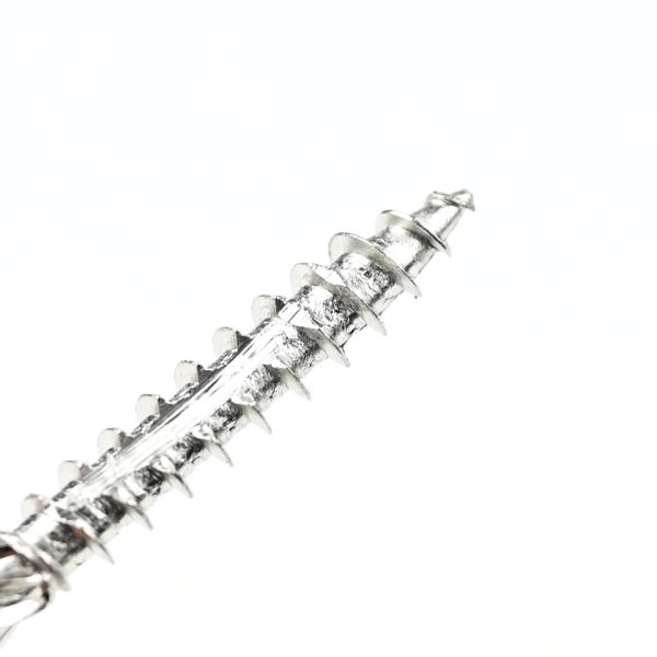 Метрический плоский головный винт для монтажа деревянных покрытий на цементных волокнистых досках длина 40 мм