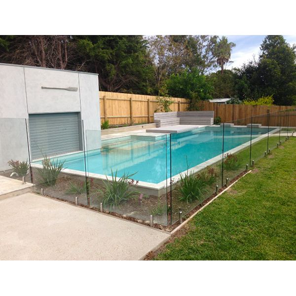 Crystal B Outdoor Swimming Pool Fence 15.2 Laminated Glass FOR Green House