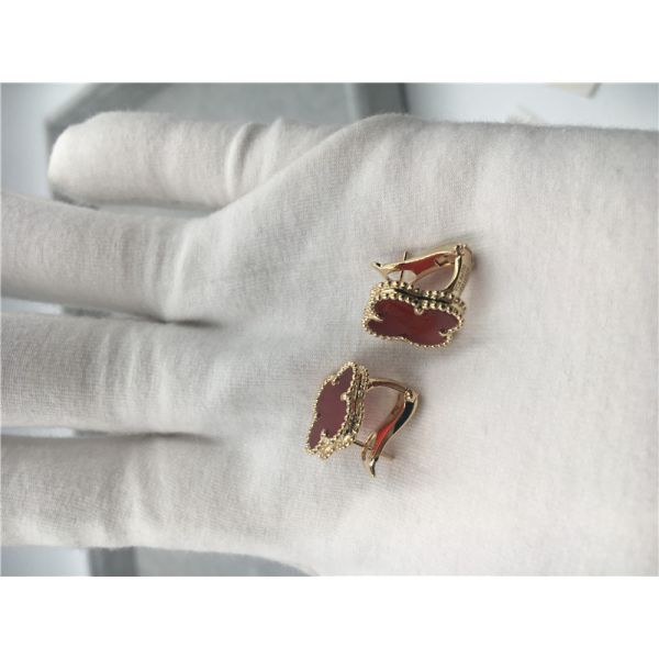 Van Cleef Arpels Vintage Alhambra earrings 18k yellow gold with carnelian