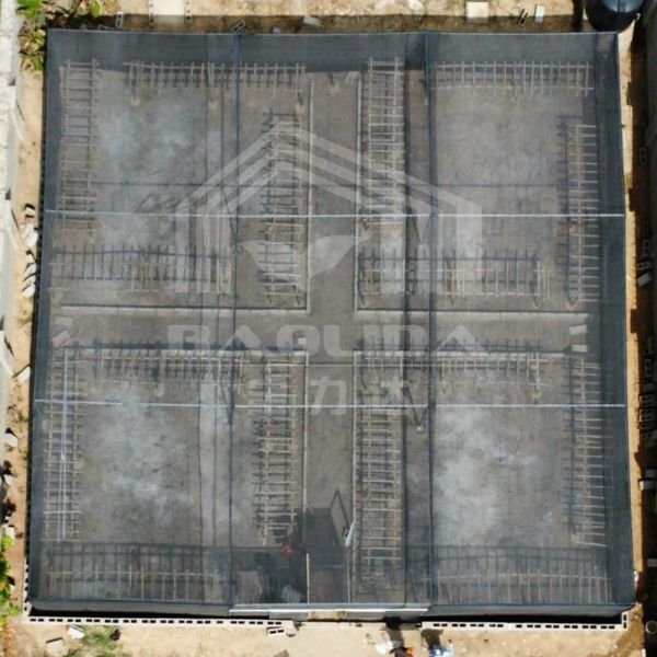 Rectangle Greenhouse with Full Ventilation and Temperature Control - High Grade Steel Frame