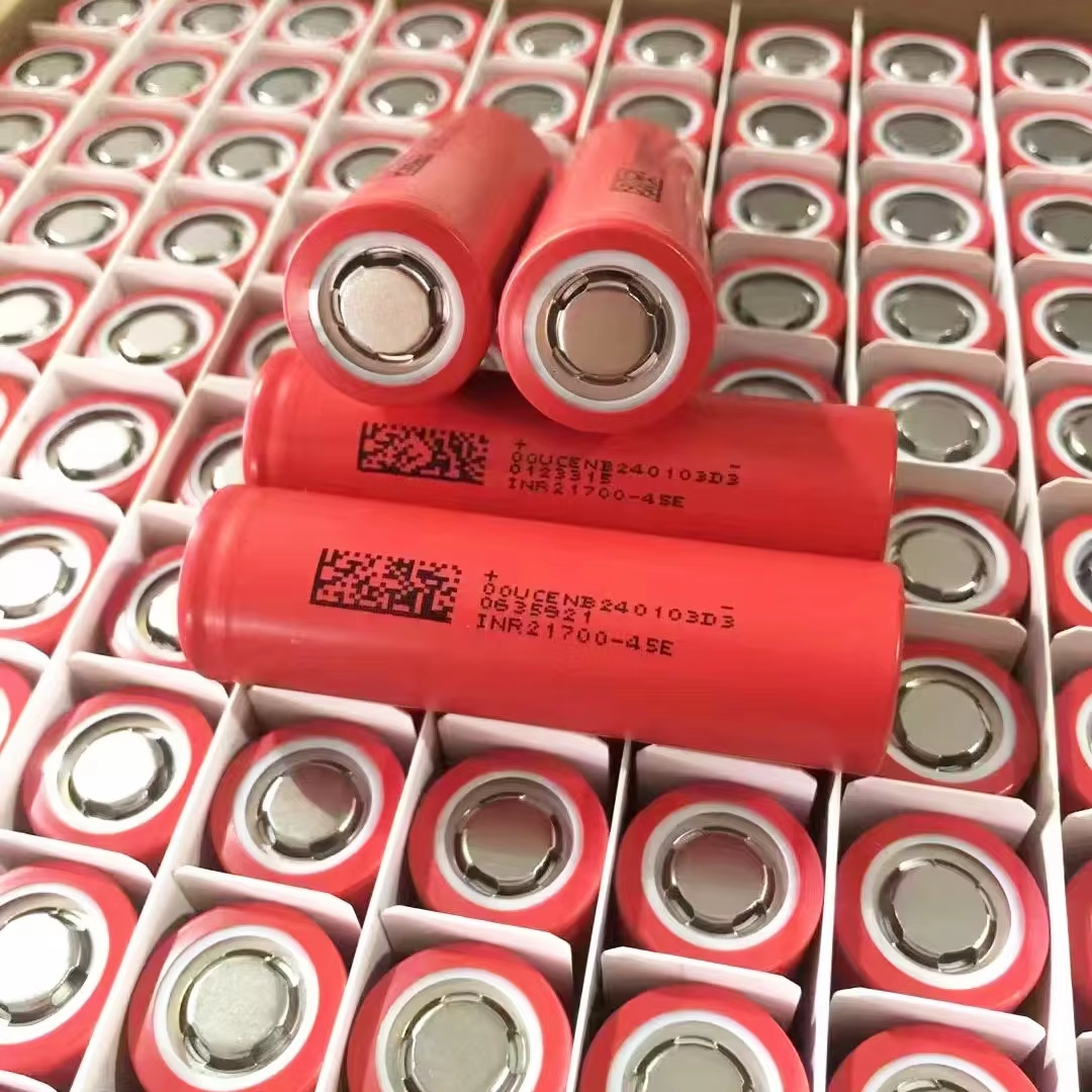 DMEGC INR21700-45E 4500mAh Solid State 21700 Lithium Ion Battery 1000 Cycles Life