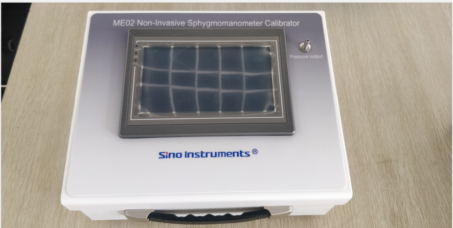 High Accuracy Non-Invasive Sphygmomanometer Static and Ambulatory Pressure Monitoring